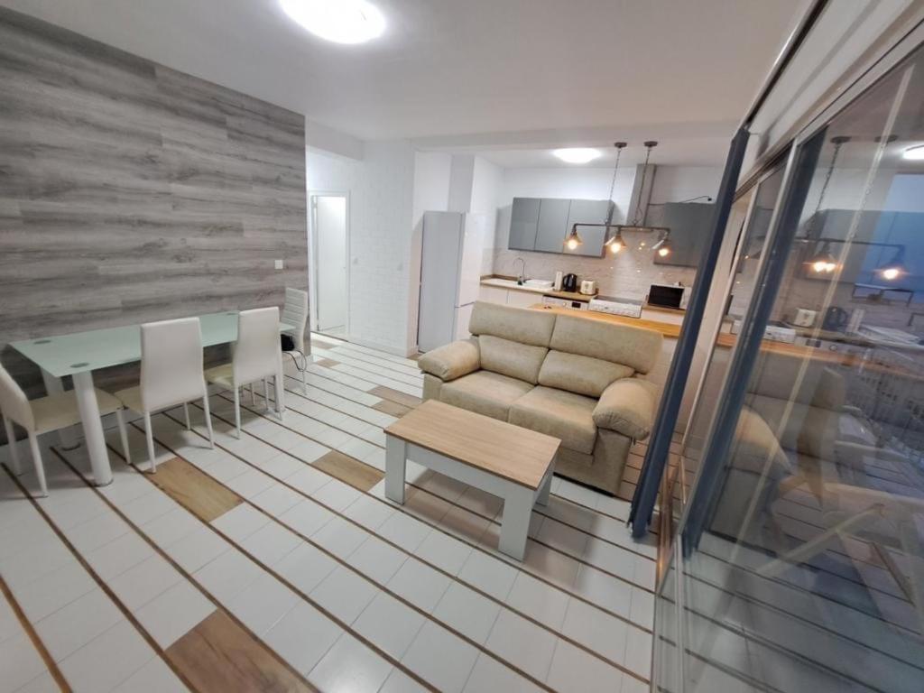 Beachfront Apartment - La Mata Торрев'єха Екстер'єр фото