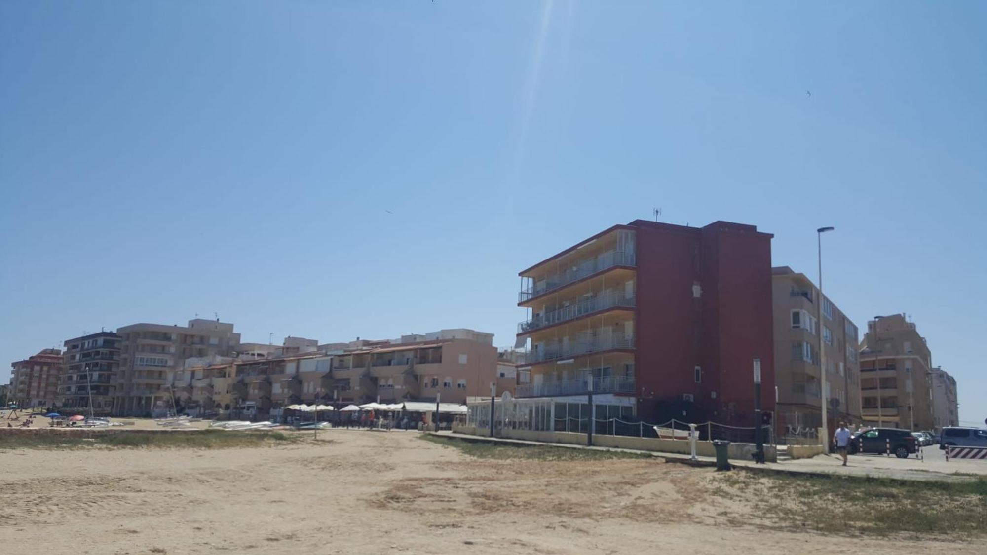 Beachfront Apartment - La Mata Торрев'єха Екстер'єр фото