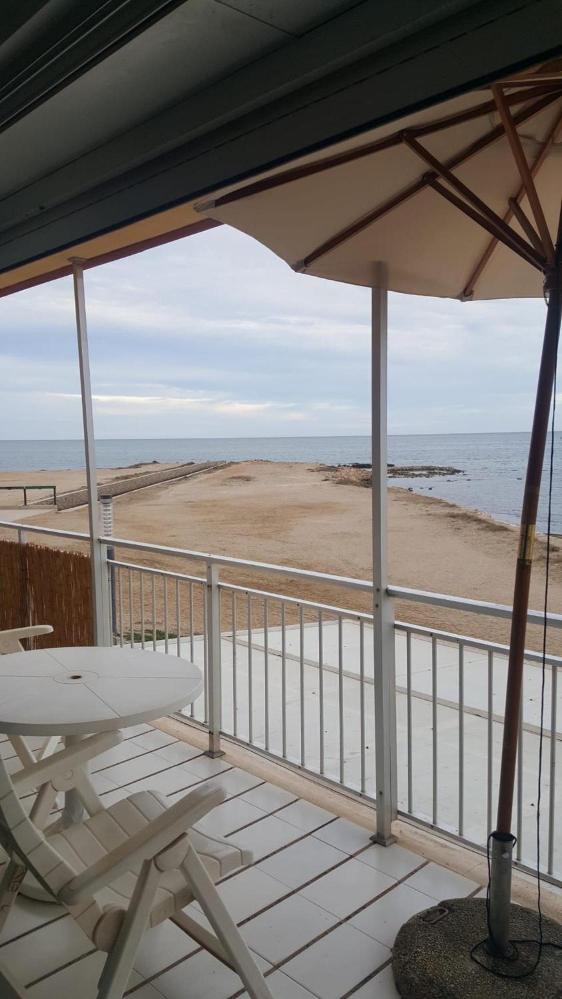 Beachfront Apartment - La Mata Торрев'єха Екстер'єр фото